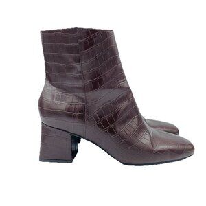 Old Navy Shoes Womens Size 8 Brown Chocolate Heels Booties Zip Ankle Croc Print